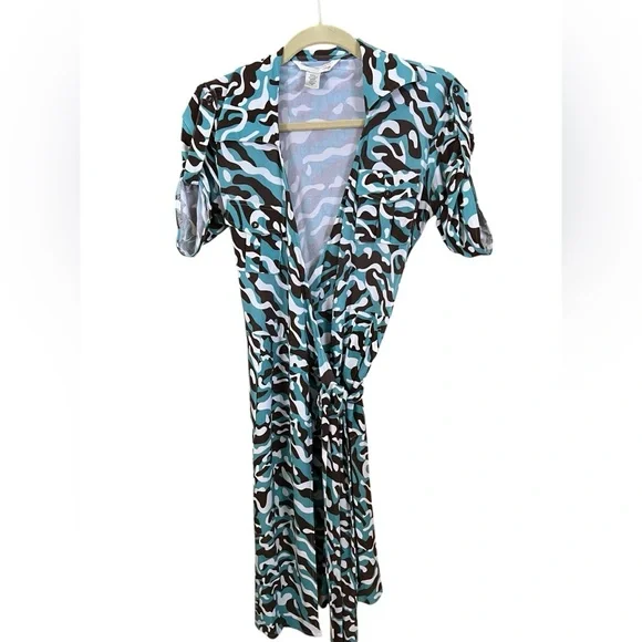 Diane Von Furstenberg Camo Print Wrap Dress - Picture 5 of 10